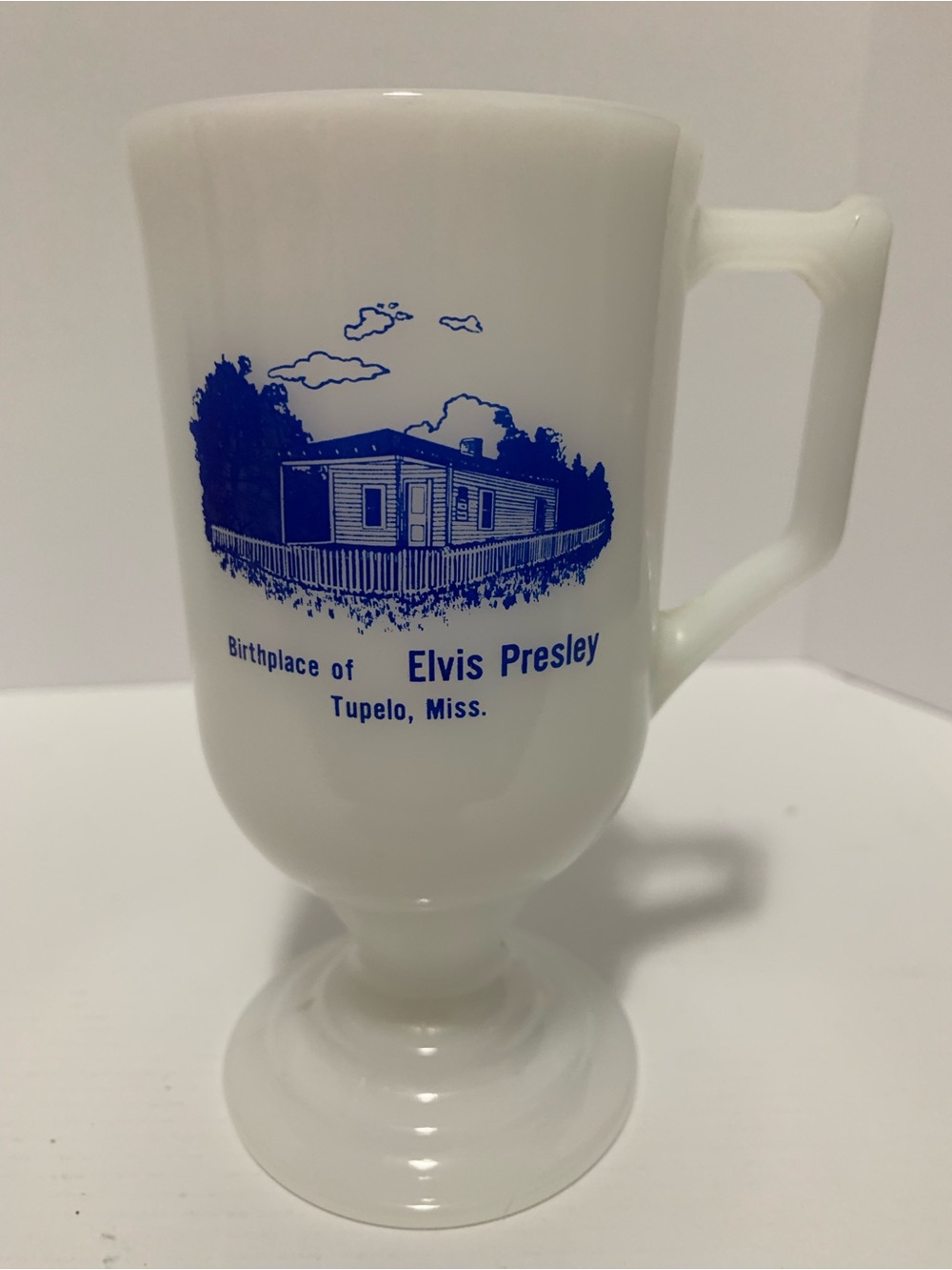 White and Blue Commemorative Pedestal Mug - Tupelo Birthplace